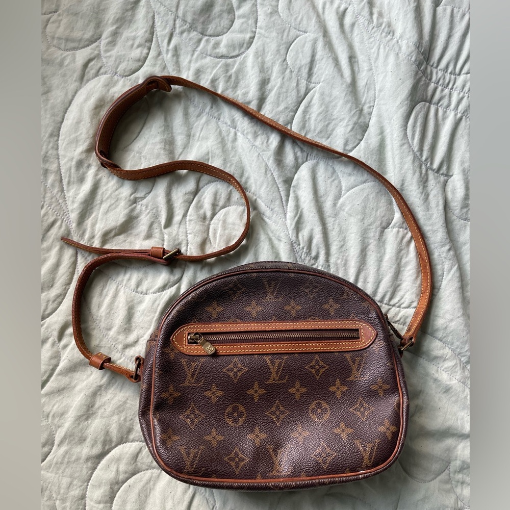 Vintage Louis Vuitton monogram senlis crossbody